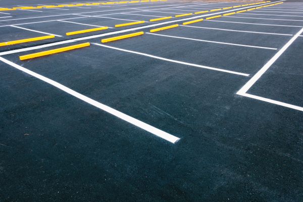 Asphalt Parking Lot Sealing in Longmont
