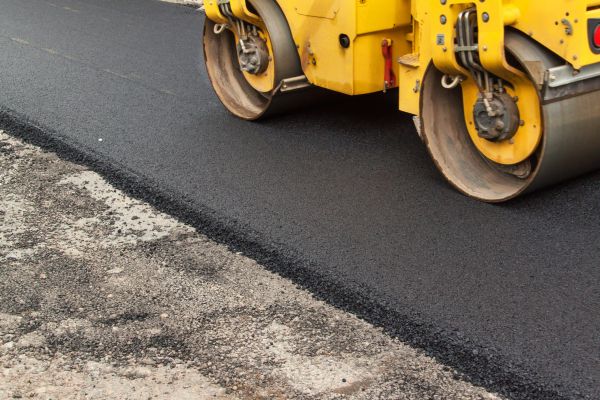 Cost of Asphalt Driveway Resurfacing in Longmont