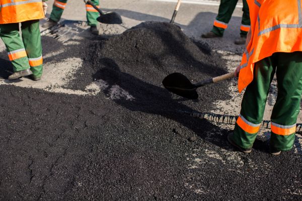 Cost of Asphalt Resurfacing in Longmont